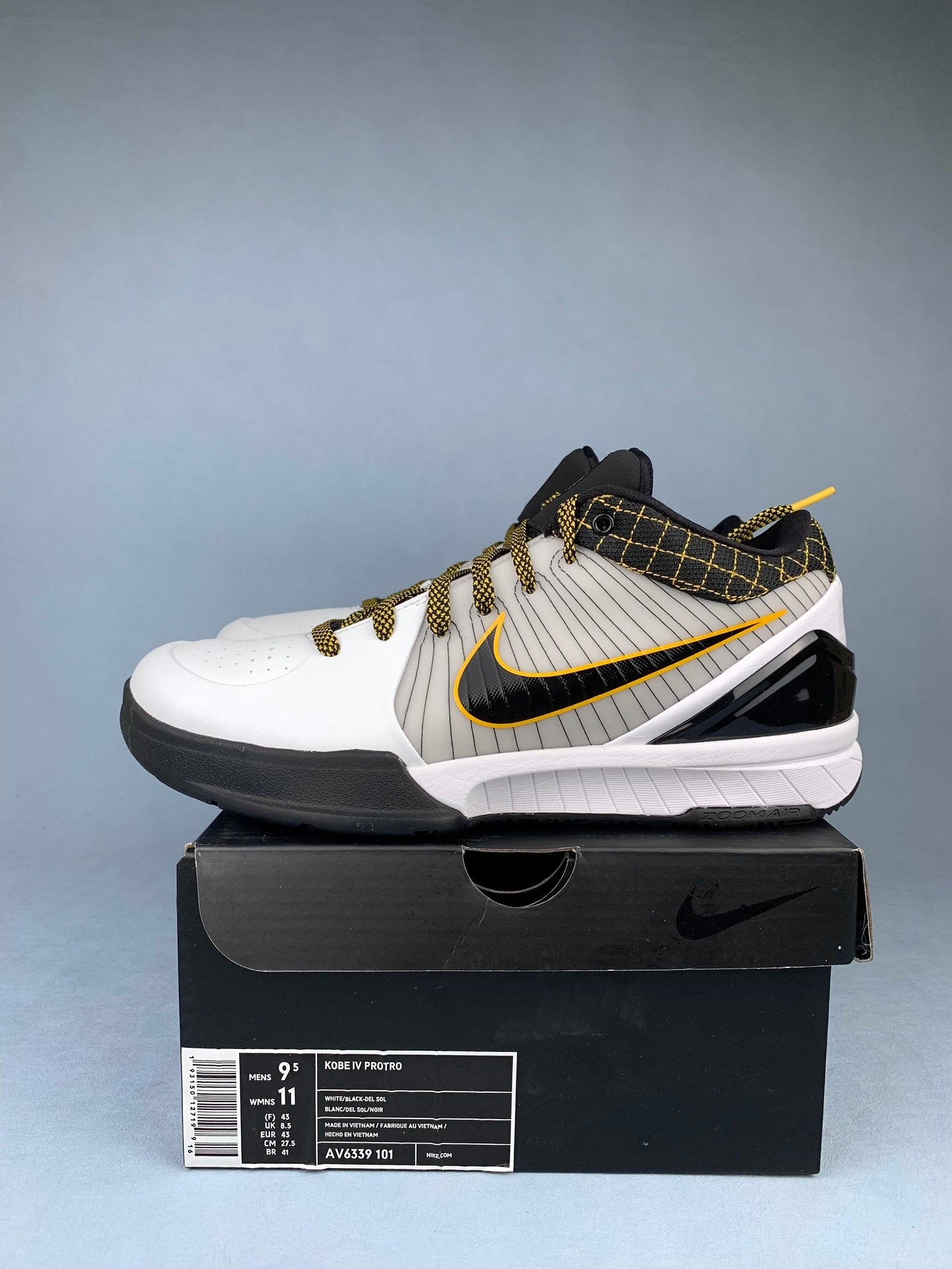 NIKE ZK4 Zoom Kobe 4 Basketball Shoes