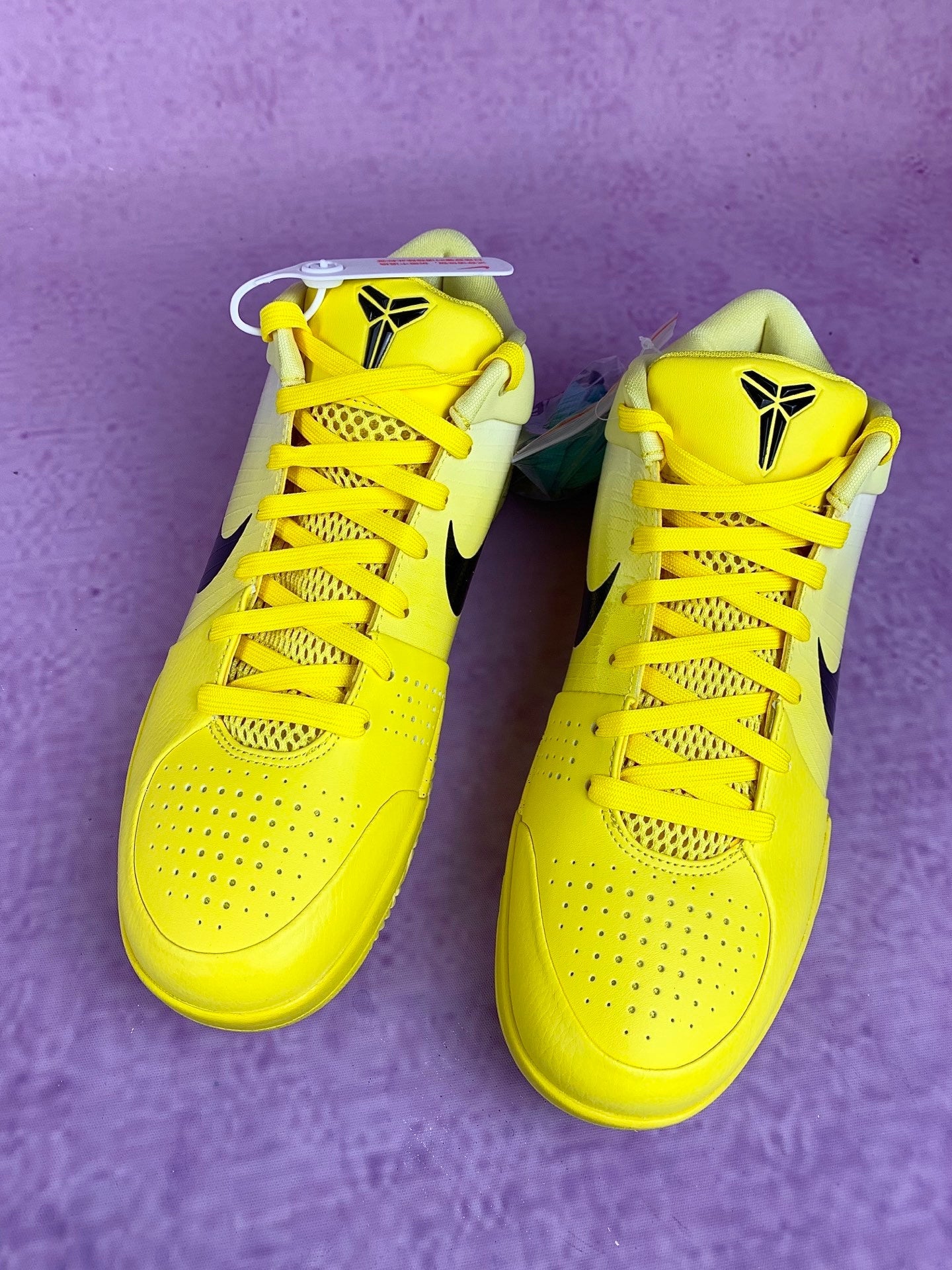 NIKE ZK4 Zoom Kobe 4 Basketball Shoes