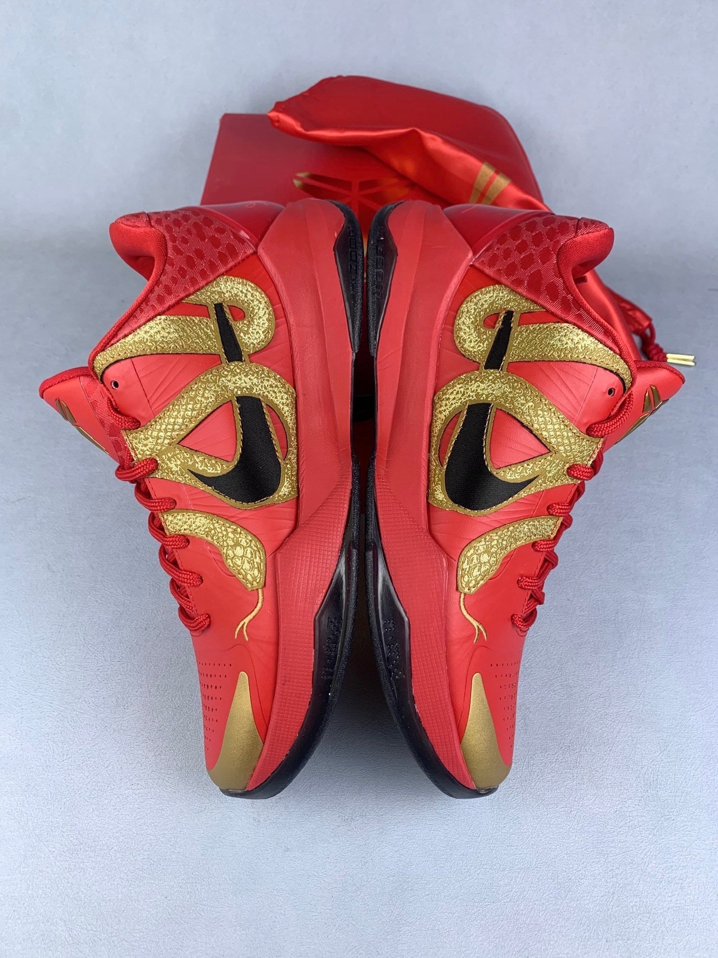 NIKE ZK5 Zoom Kobe 5 Basketball Shoes
