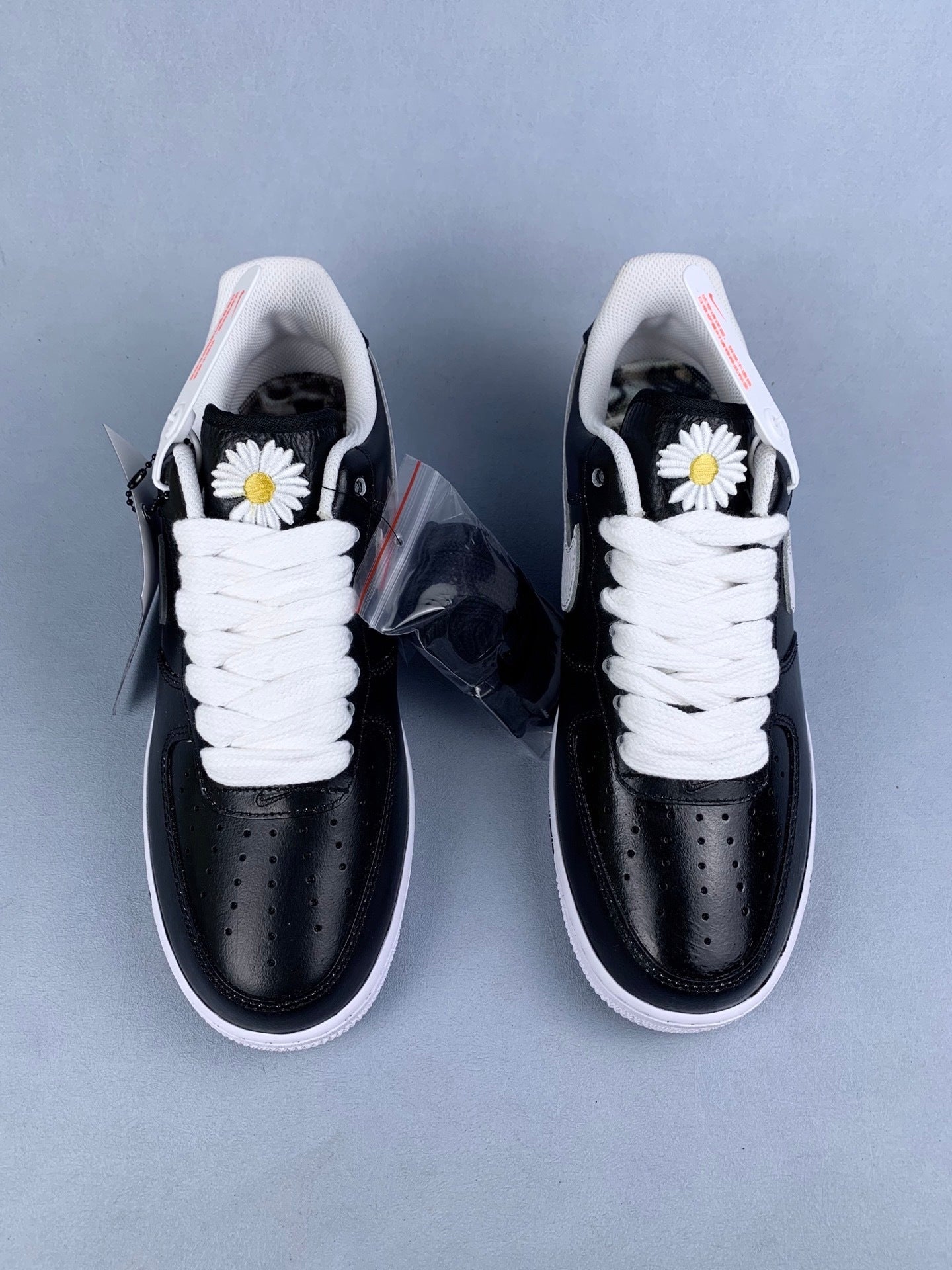 NIKE Air Force 1 Sneakers