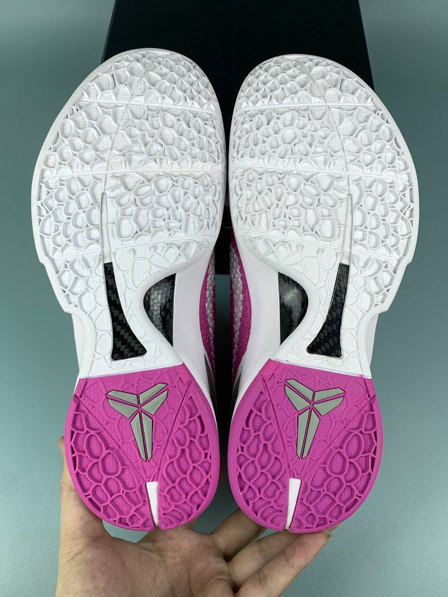 NIKE ZK6 Zoom Kobe 6 Basketball Shoes