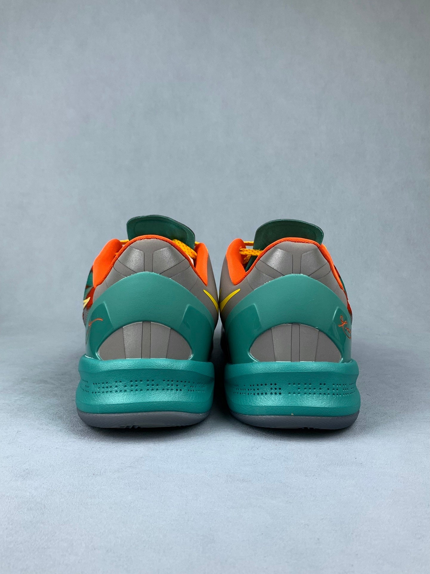 NIKE ZK8 Zoom Kobe 8 Basketball Shoes