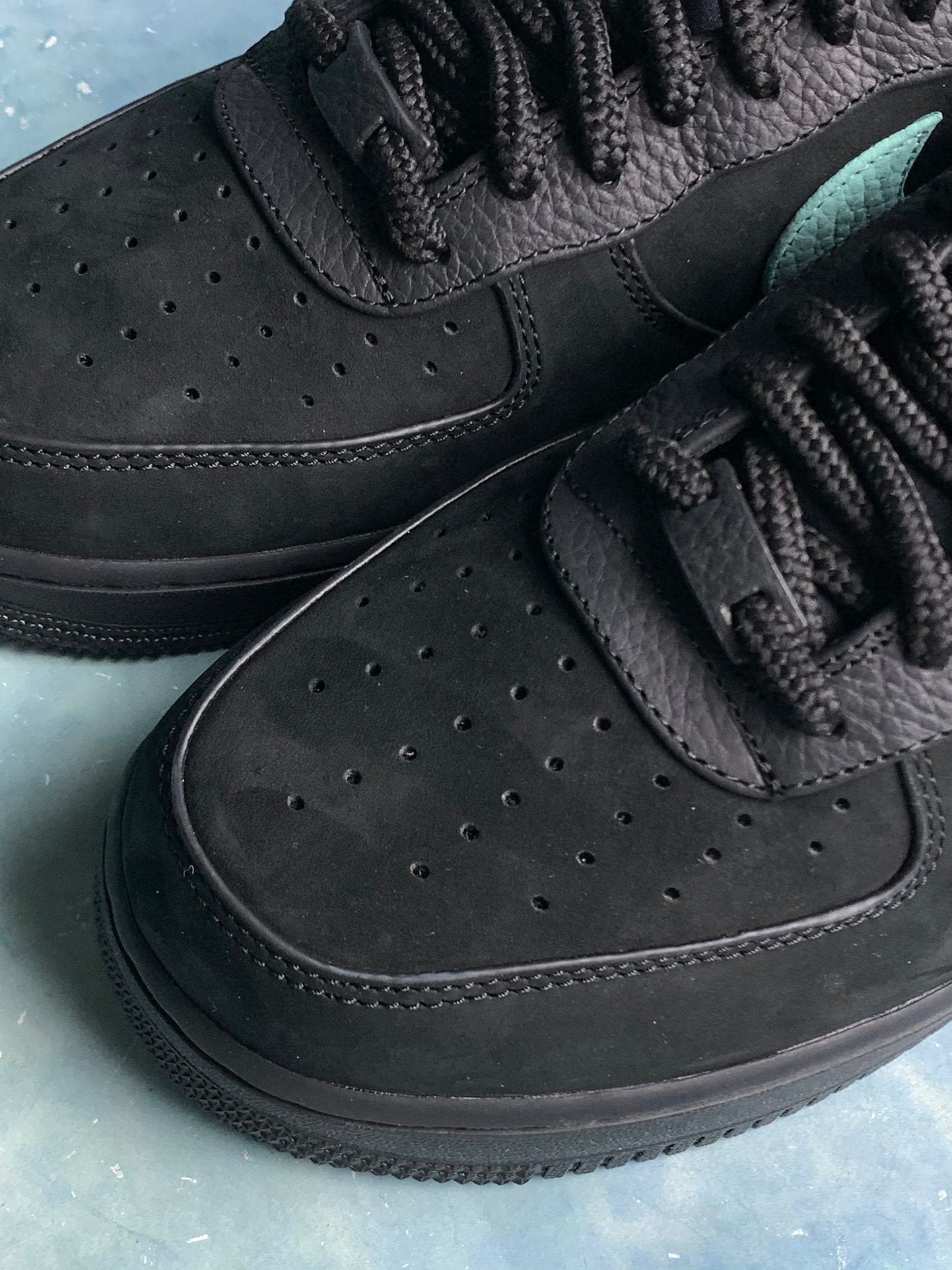 NIKE Air Force 1 Sneakers