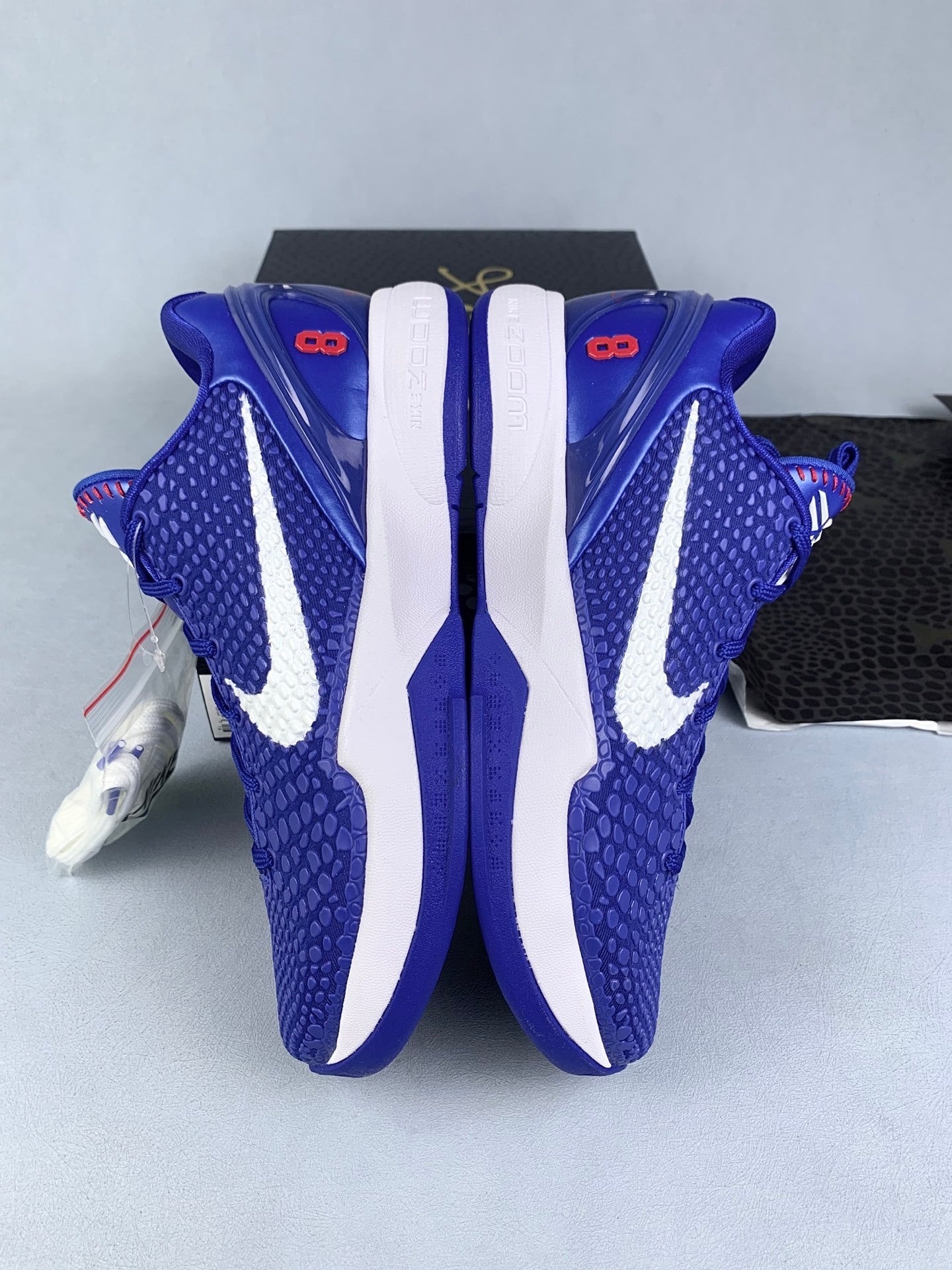 NIKE ZK8 Zoom Kobe 8 Basketball Shoes