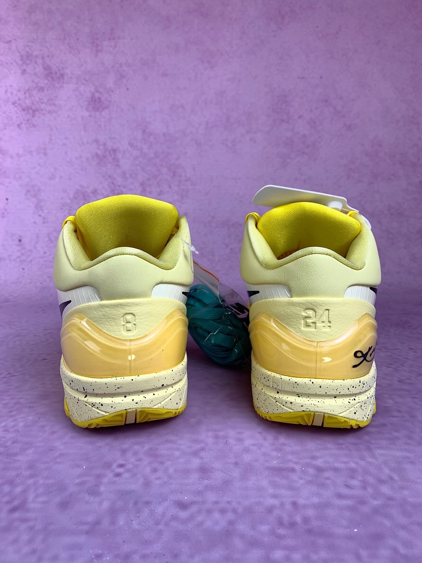 NIKE ZK4 Zoom Kobe 4 Basketball Shoes