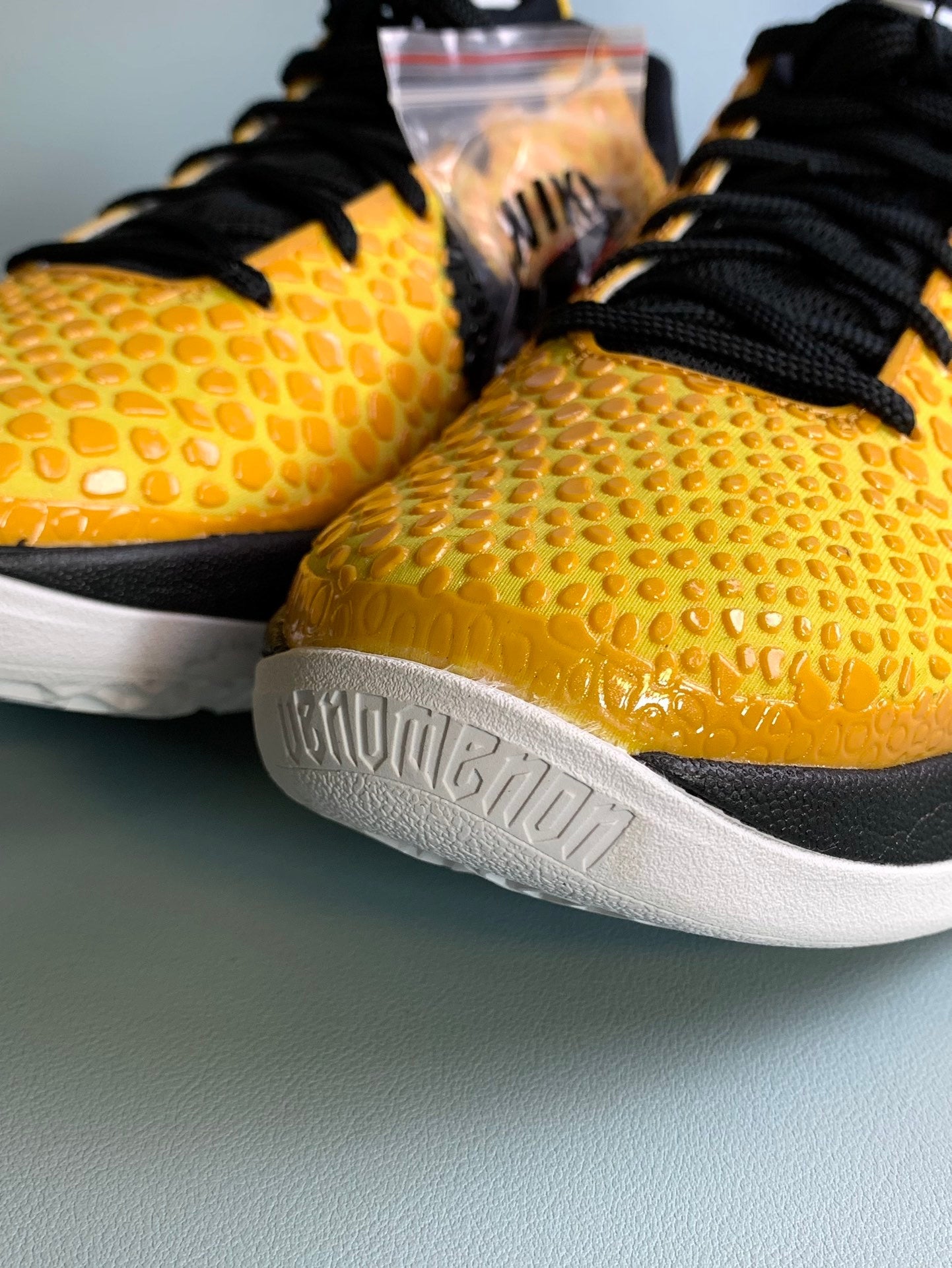 NIKE ZK6 Zoom Kobe 6 Basketball Shoes