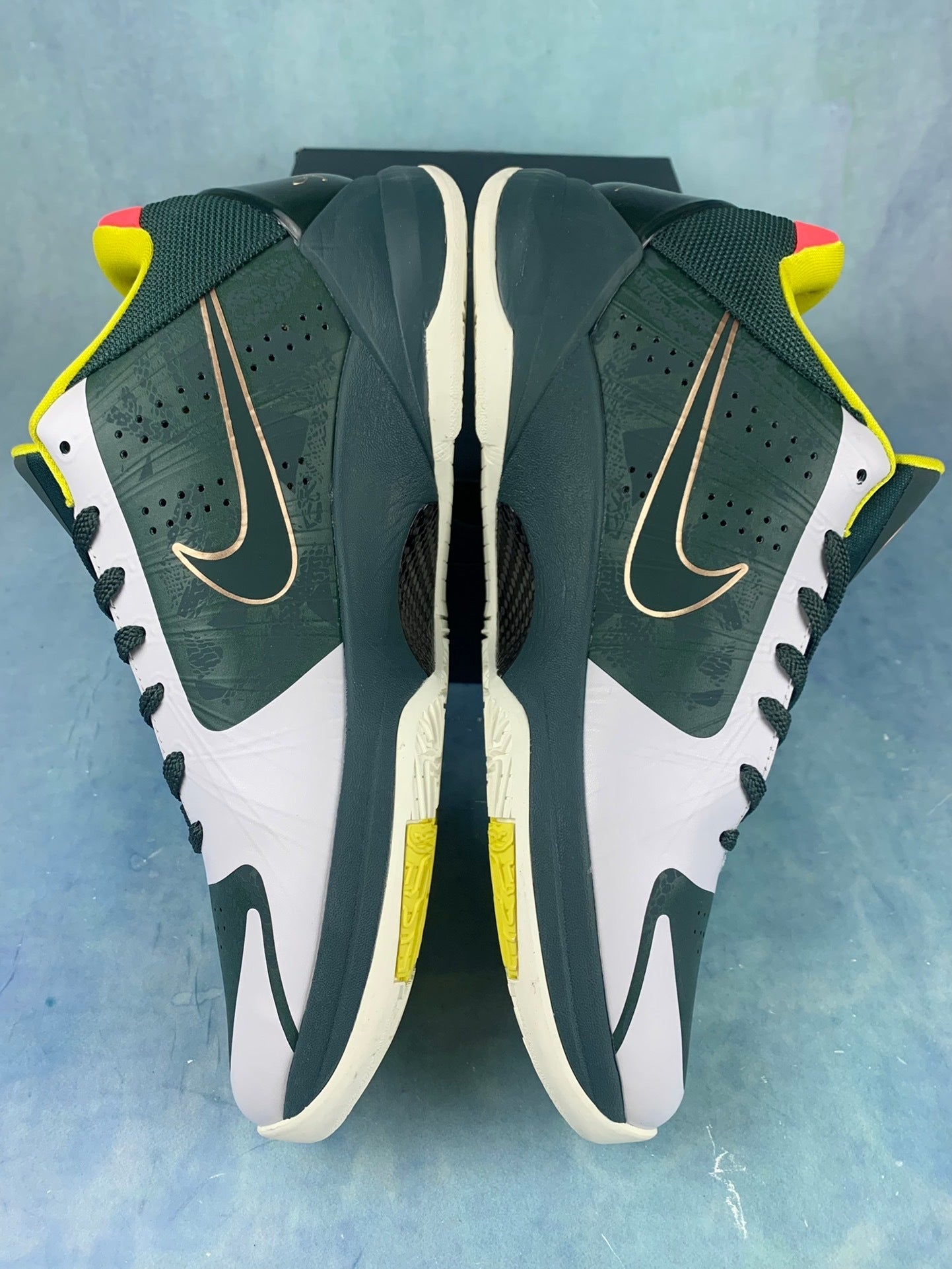 NIKE ZK5 Zoom Kobe 5 Basketball Shoes