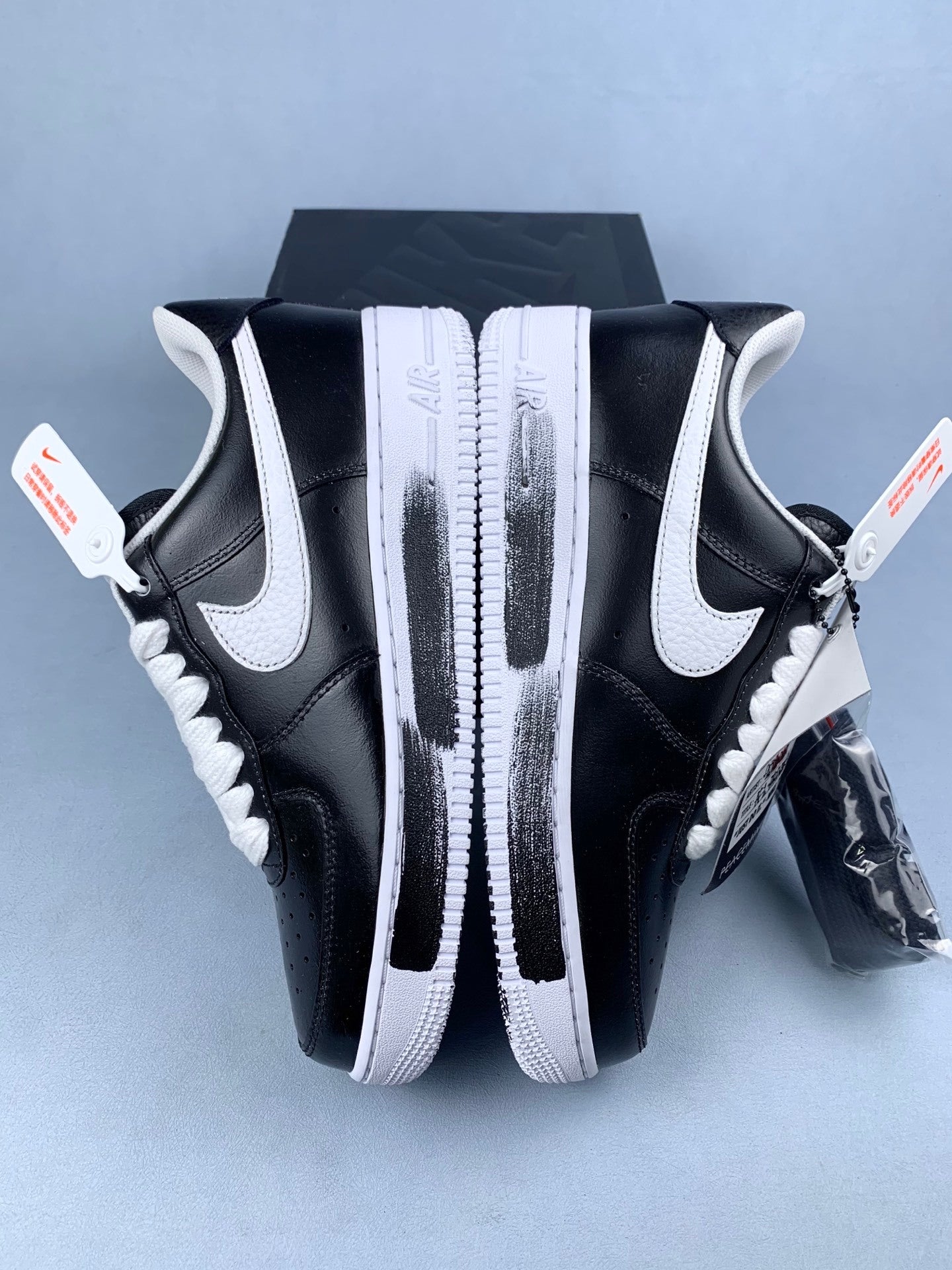 NIKE Air Force 1 Sneakers