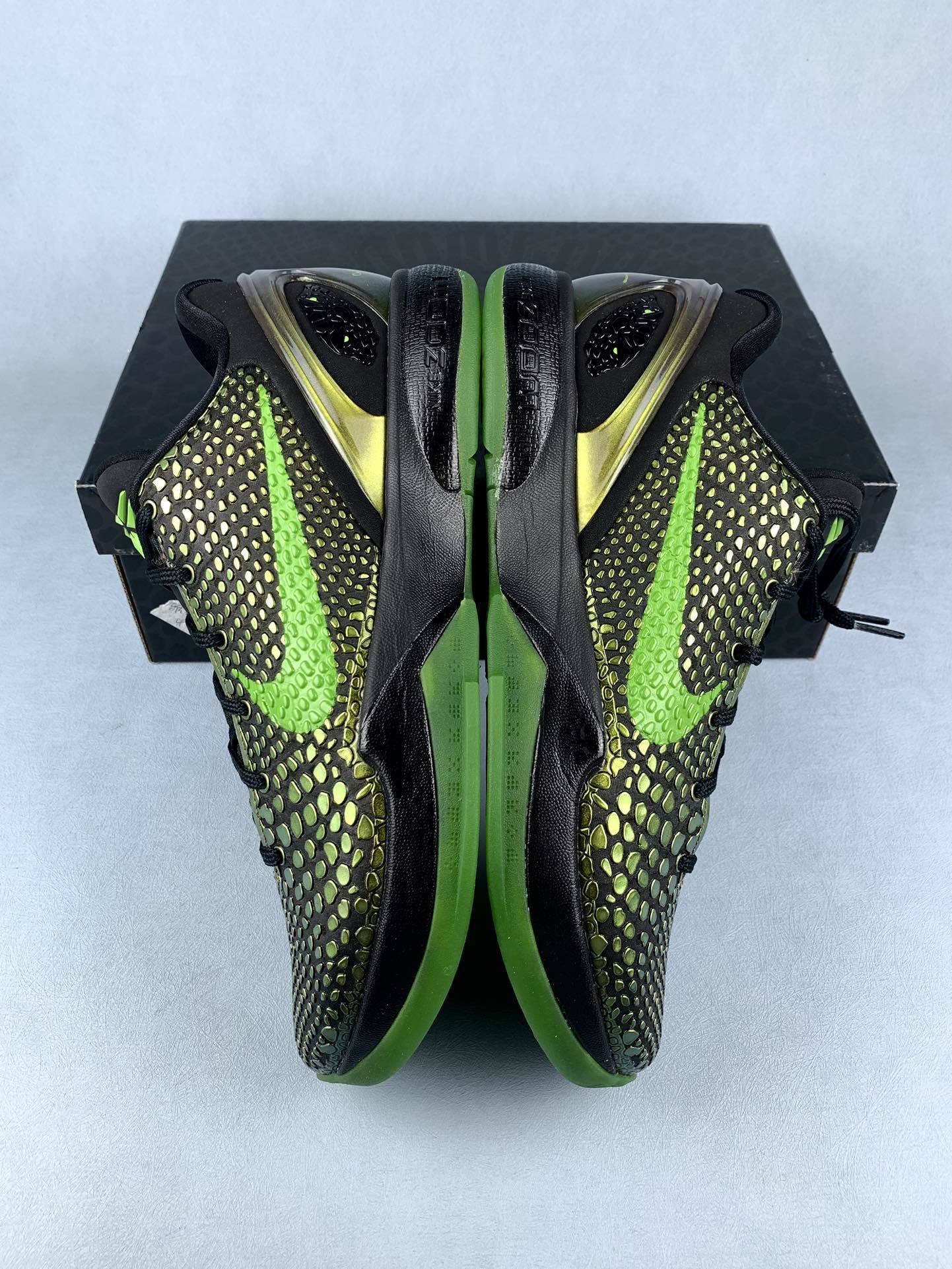 NIKE ZK6 Zoom Kobe 6 Basketball Shoes
