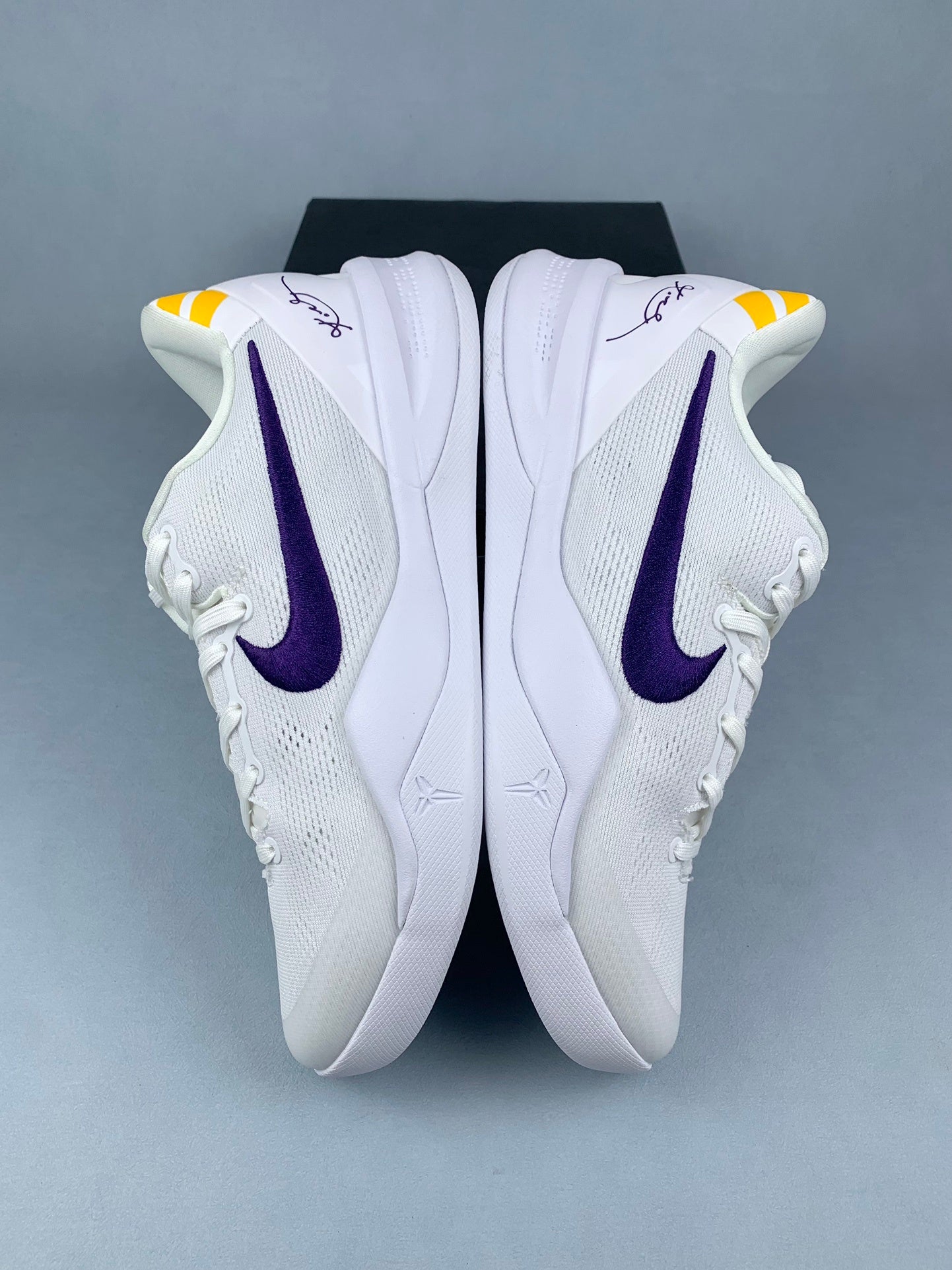 NIKE ZK8 Zoom Kobe 8 Basketball Shoes