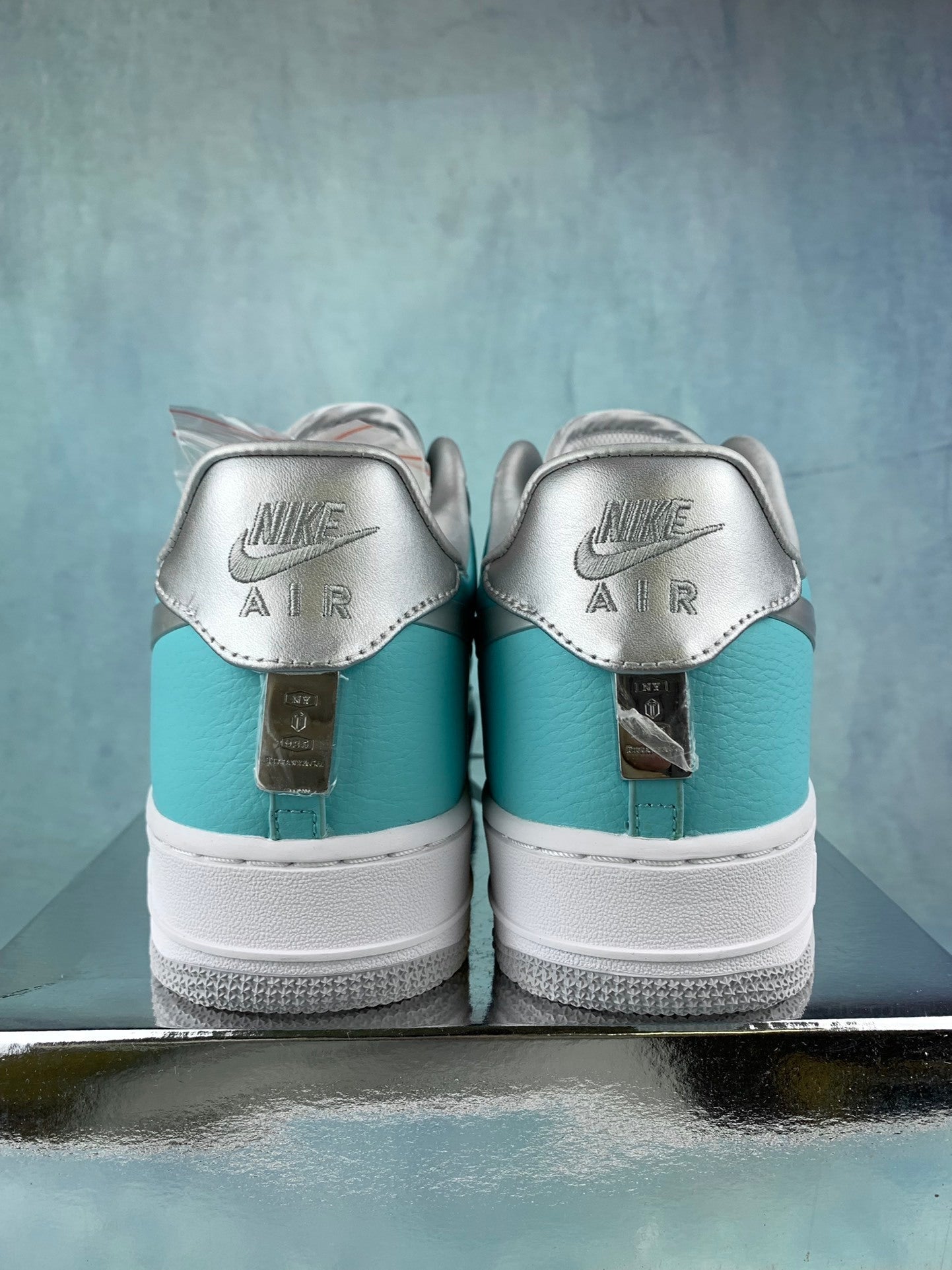 NIKE Air Force 1 Sneakers