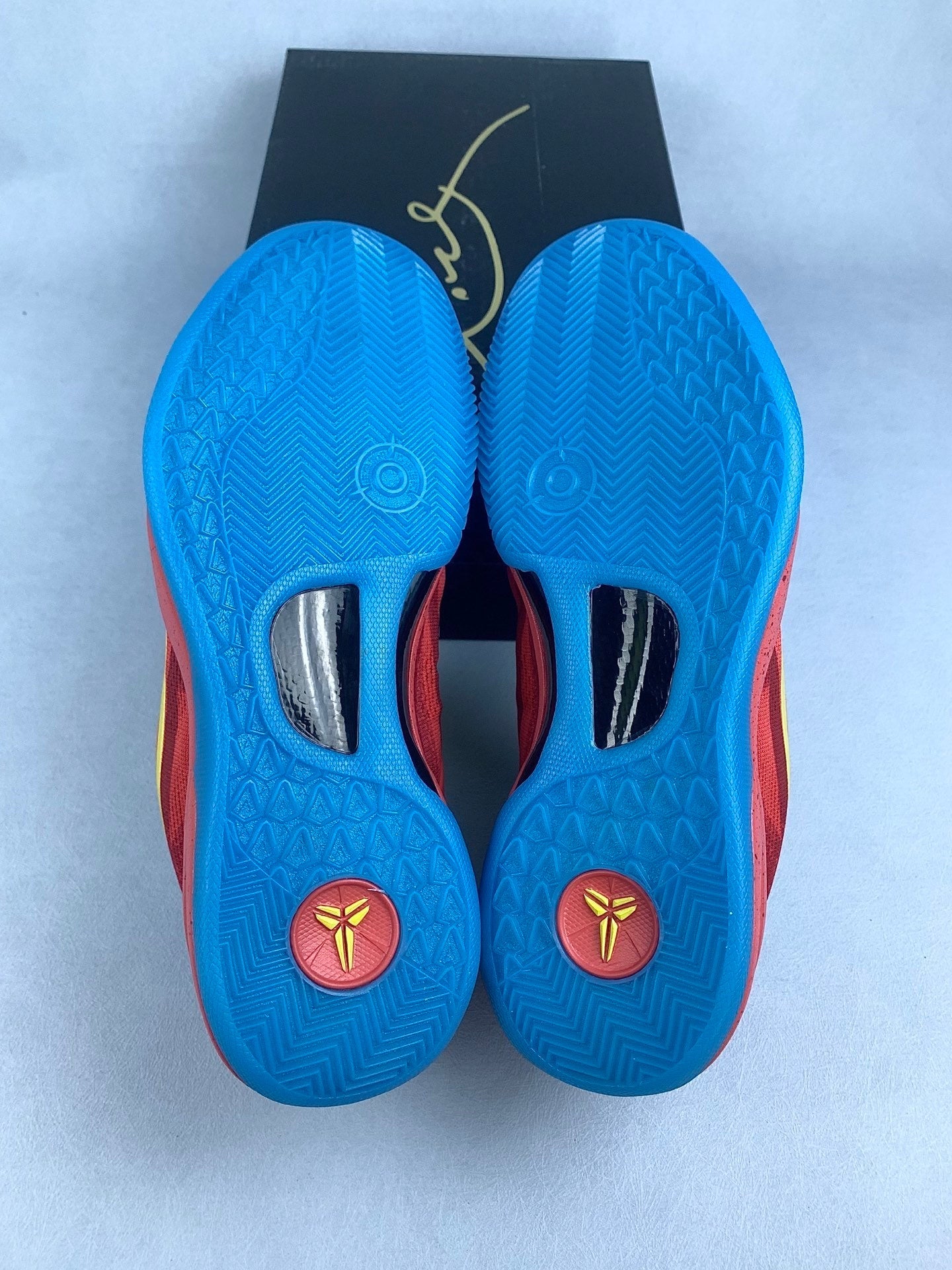 NIKE ZK8 Zoom Kobe 8 Basketball Shoes