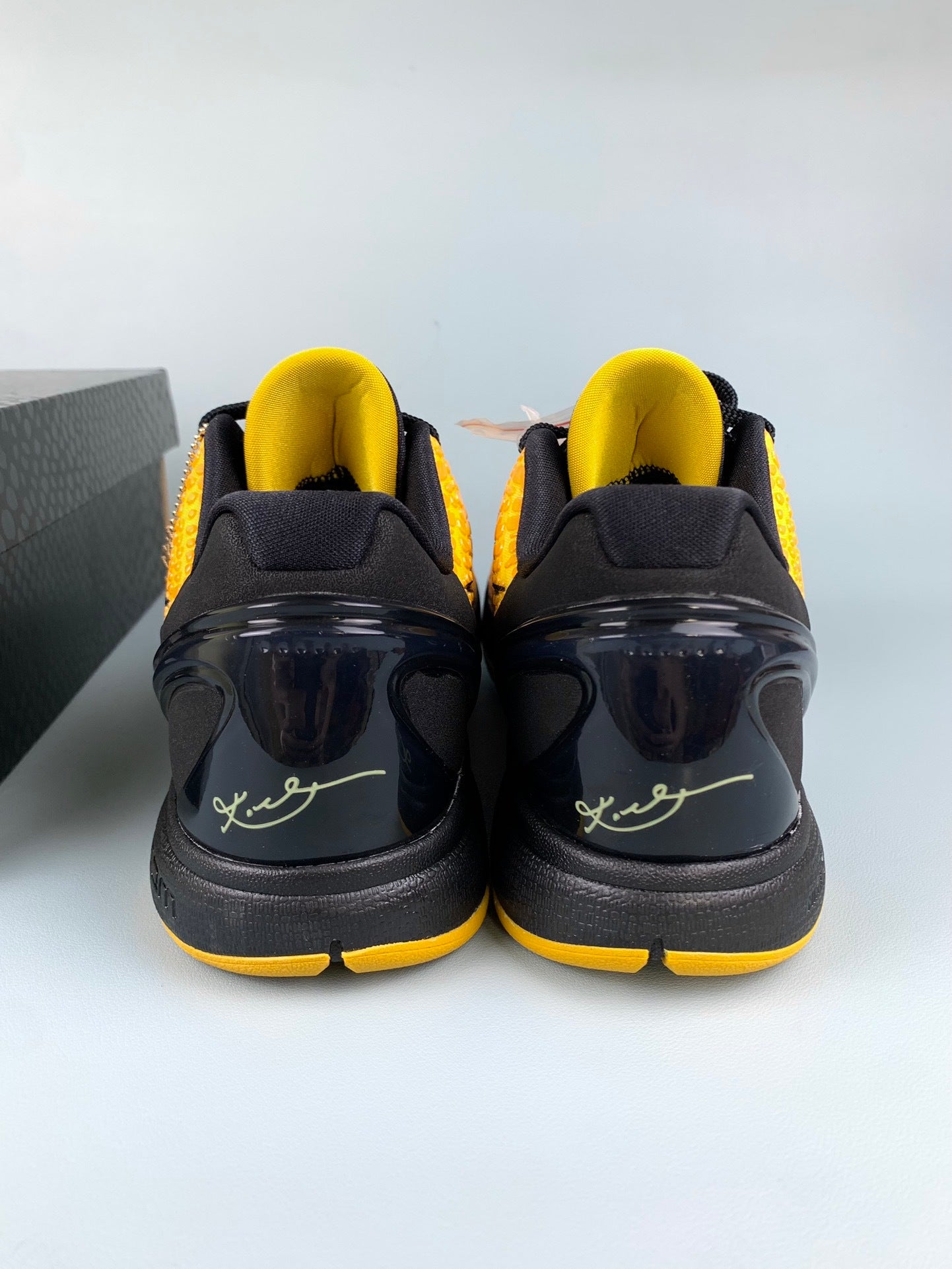NIKE ZK6 Zoom Kobe 6 Basketball Shoes