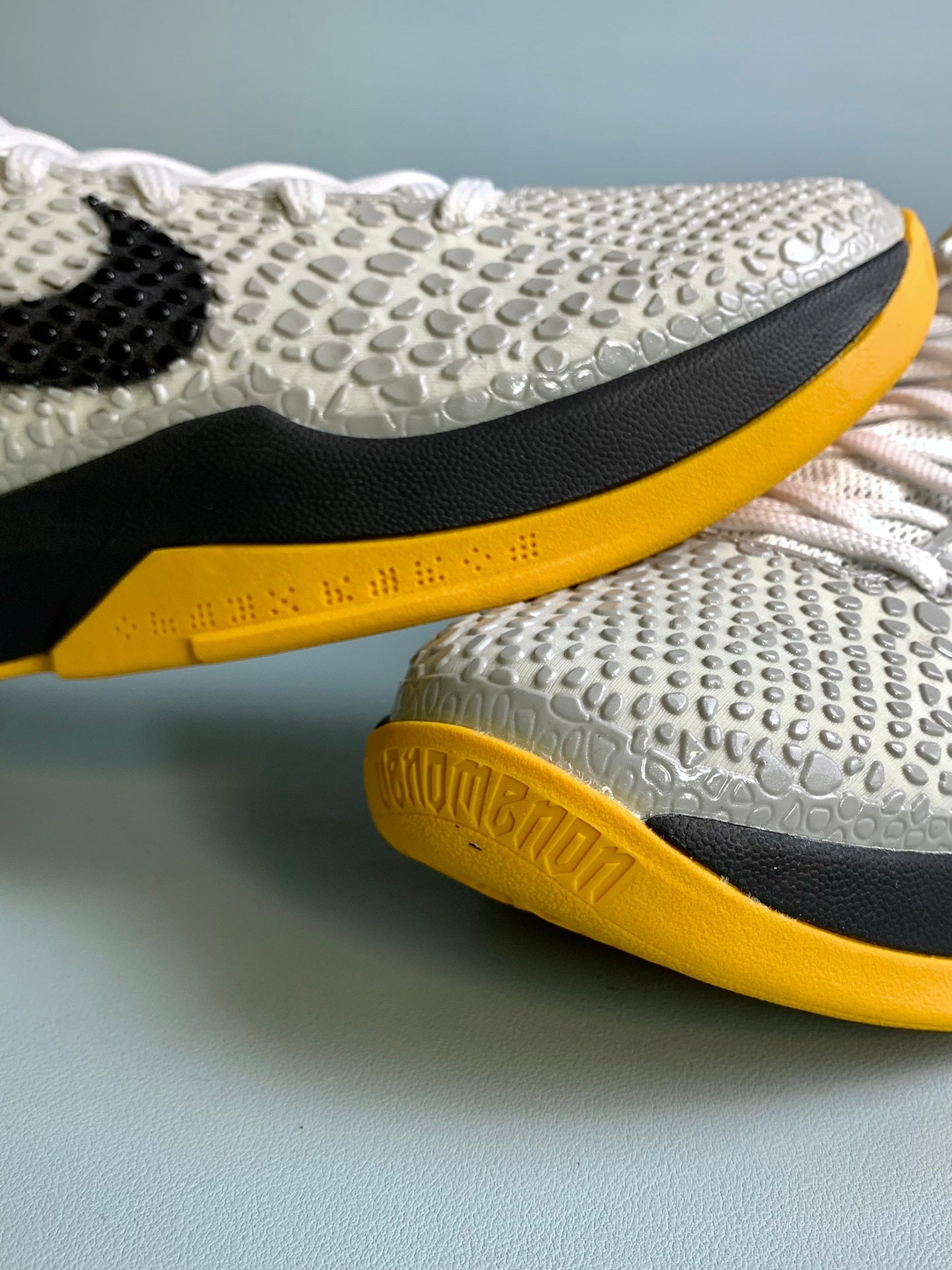 NIKE ZK6 Zoom Kobe 6 Basketball Shoes