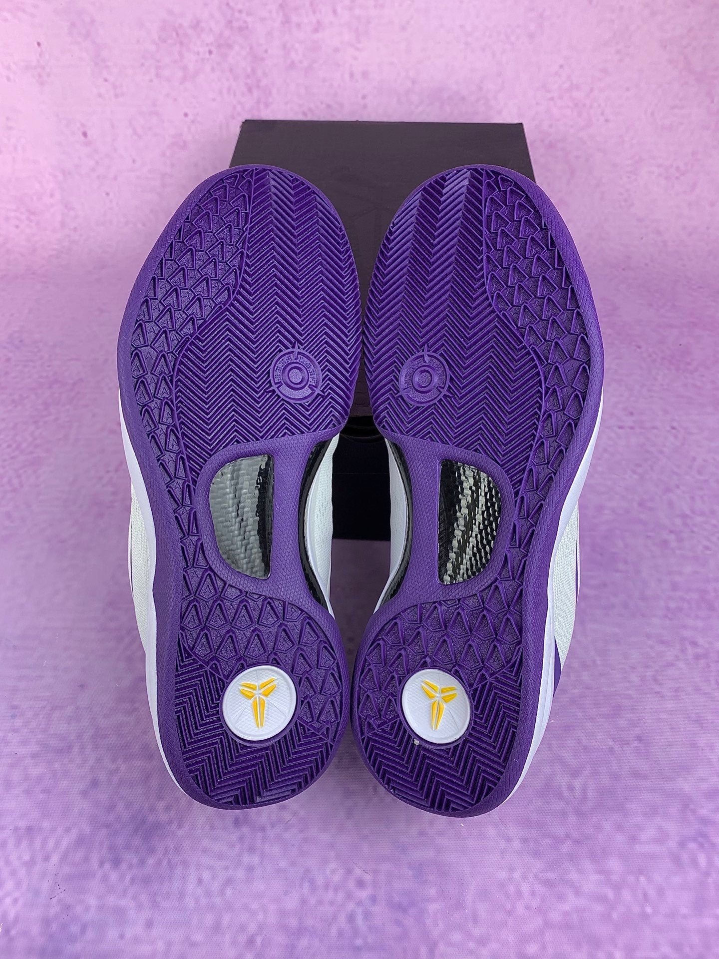 NIKE ZK8 Zoom Kobe 8 Basketball Shoes
