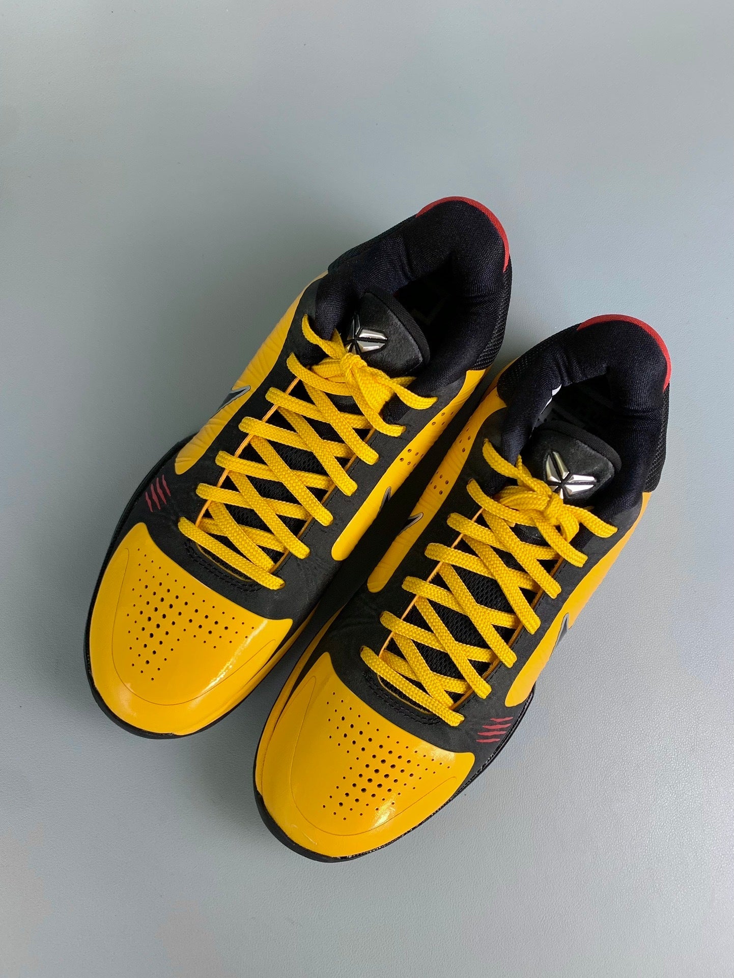 NIKE ZK5 Zoom Kobe 5 Basketball Shoes